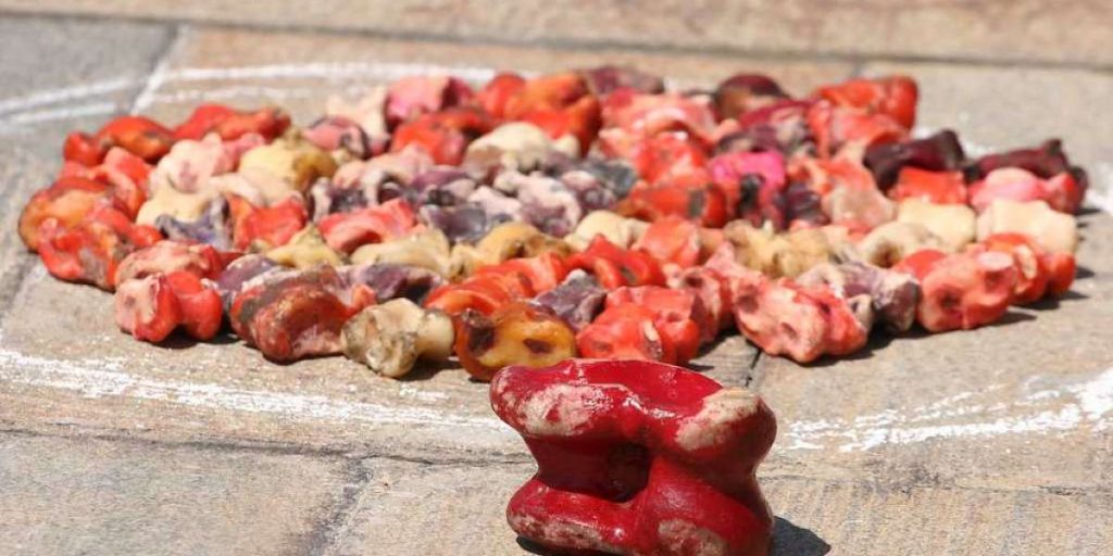 Aşık (Çiğ) Oyunu Nasıl Oynanır?
Eski Türk Çocuk Oyunları Nelerdir?