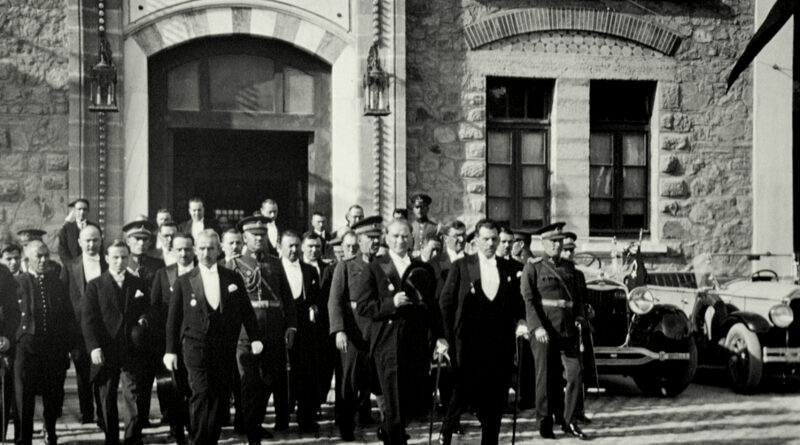 29 ekim 1923 cumhuriyetin ilanı